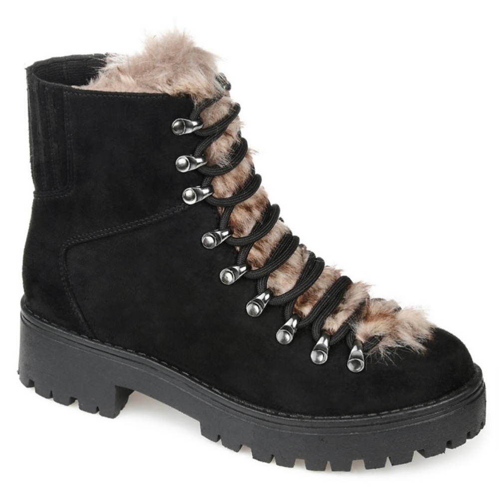 NWT Journee Collection Black Trail Women's Ankle Boots Size 8